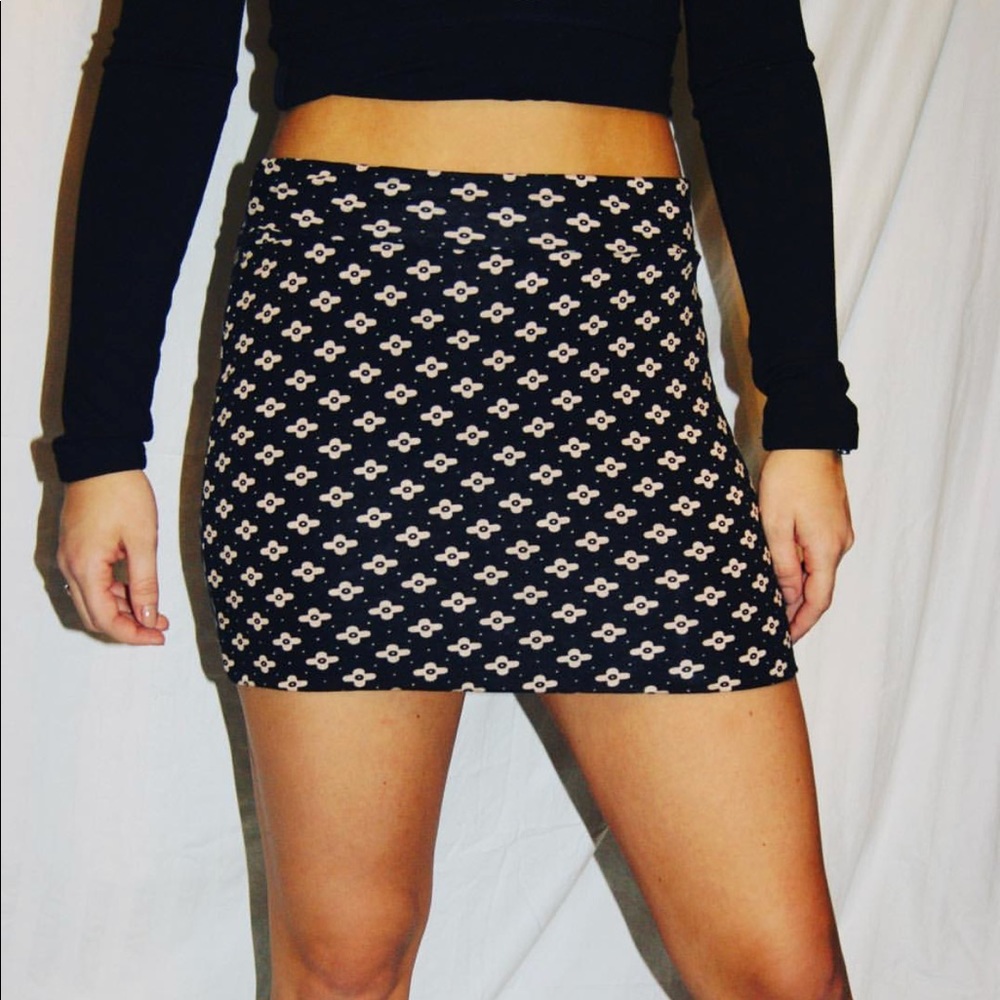 High waisted skirt